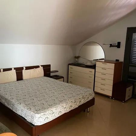 Villa Vila Demneri *